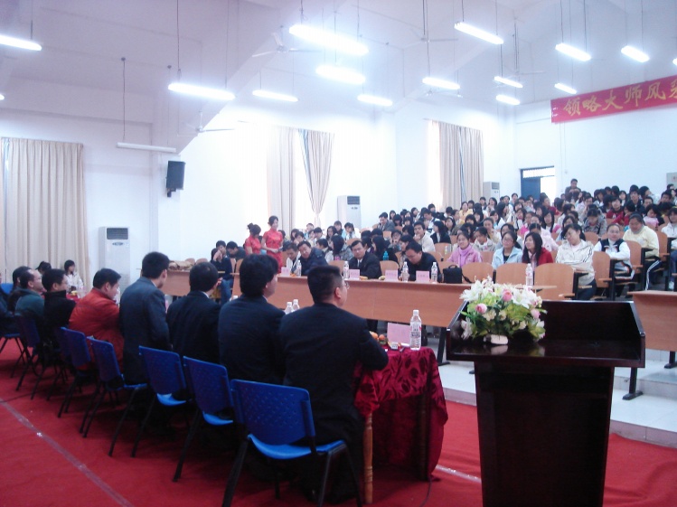 桂林律师法律服务进校园活动图片之四